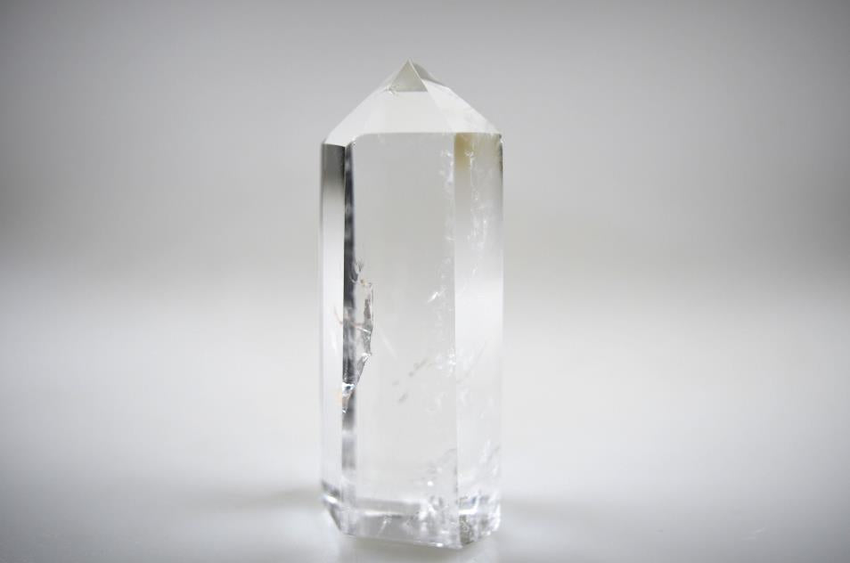 Clear Quartz Crystal Point 8.4cm