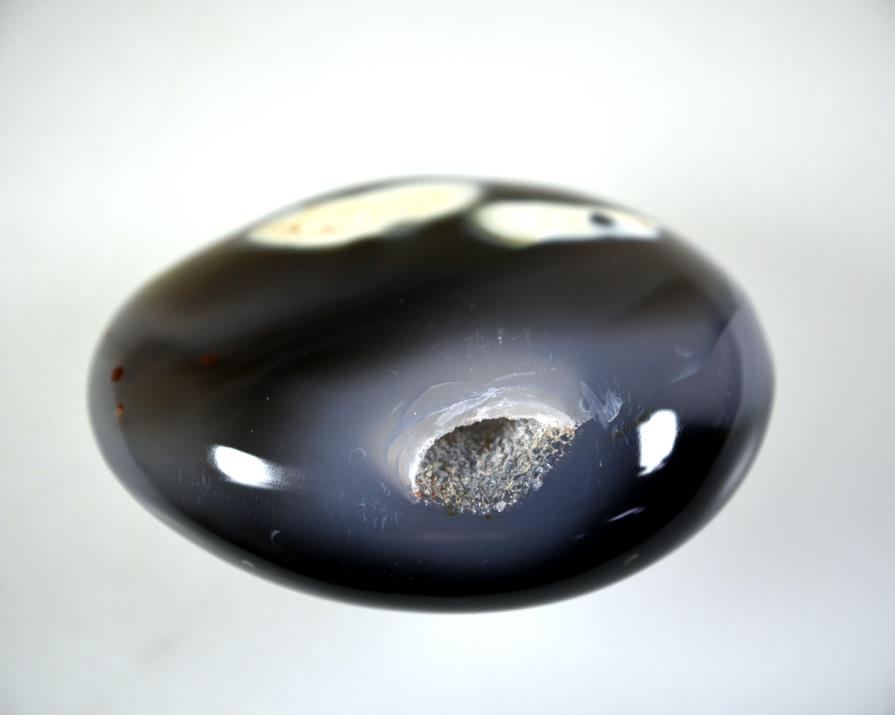 Orca Agate Crystal Pebble Large 7.9cm