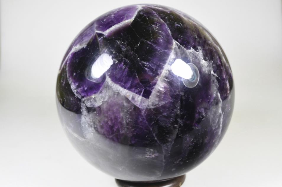 Amethyst Quartz Sphere Large 12.2cm