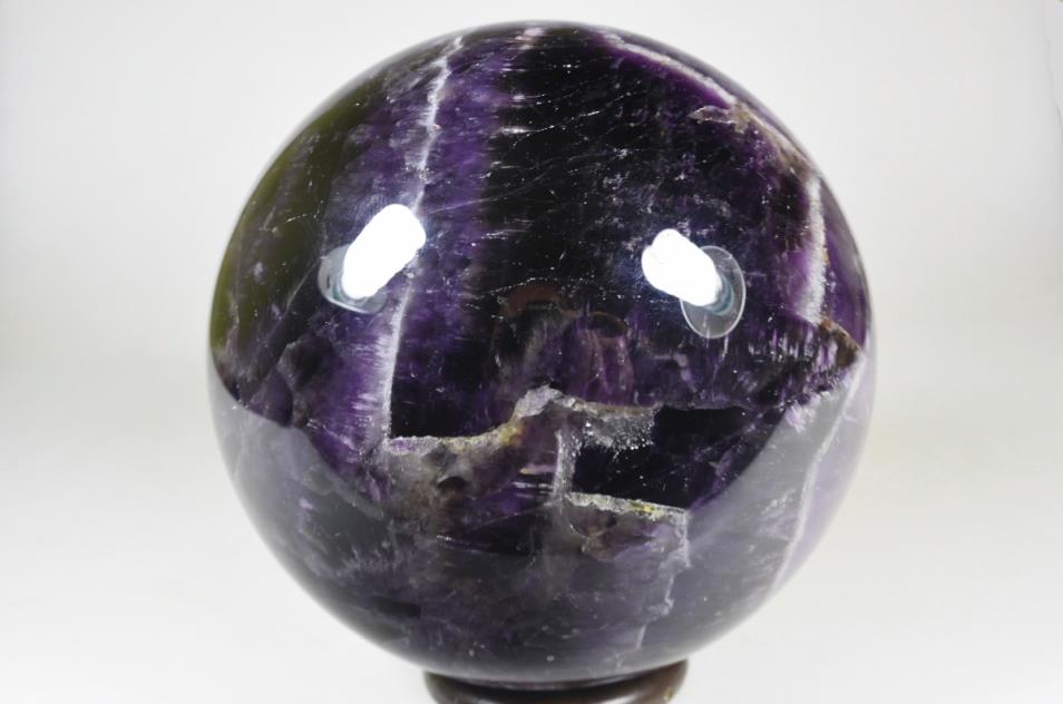 Amethyst Quartz Sphere Large 12.2cm