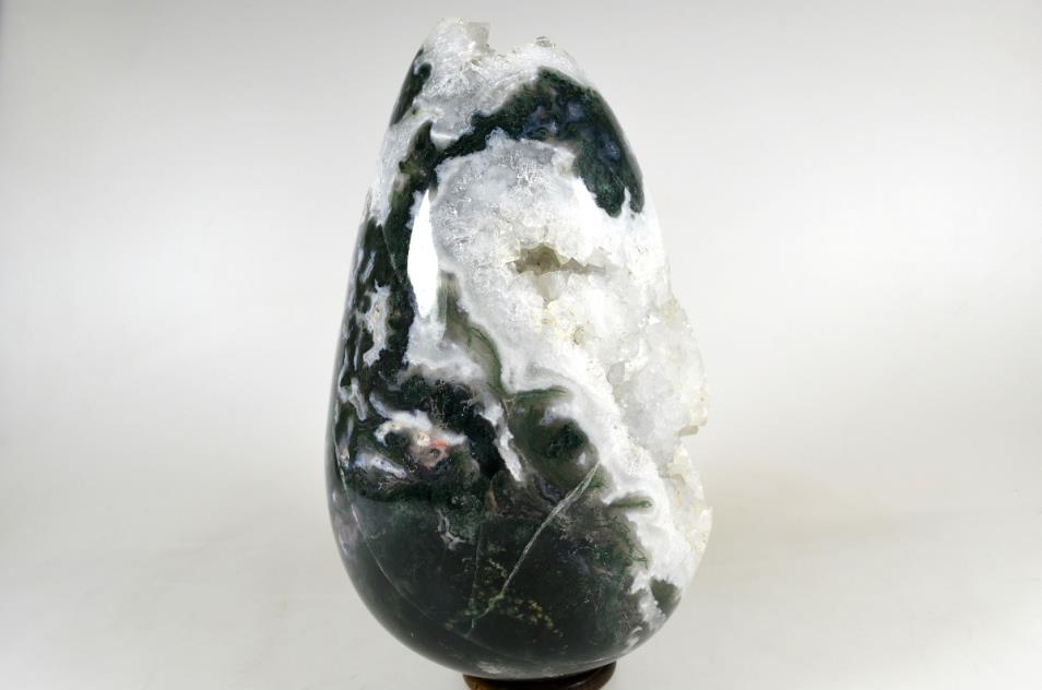 Druzy Moss Agate Crystal Egg Large 18.5cm