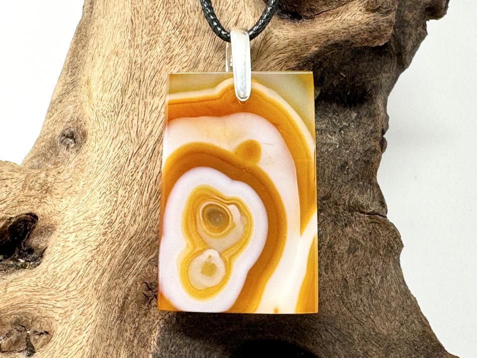 Banded Carnelian Pendant Ingot 4cm