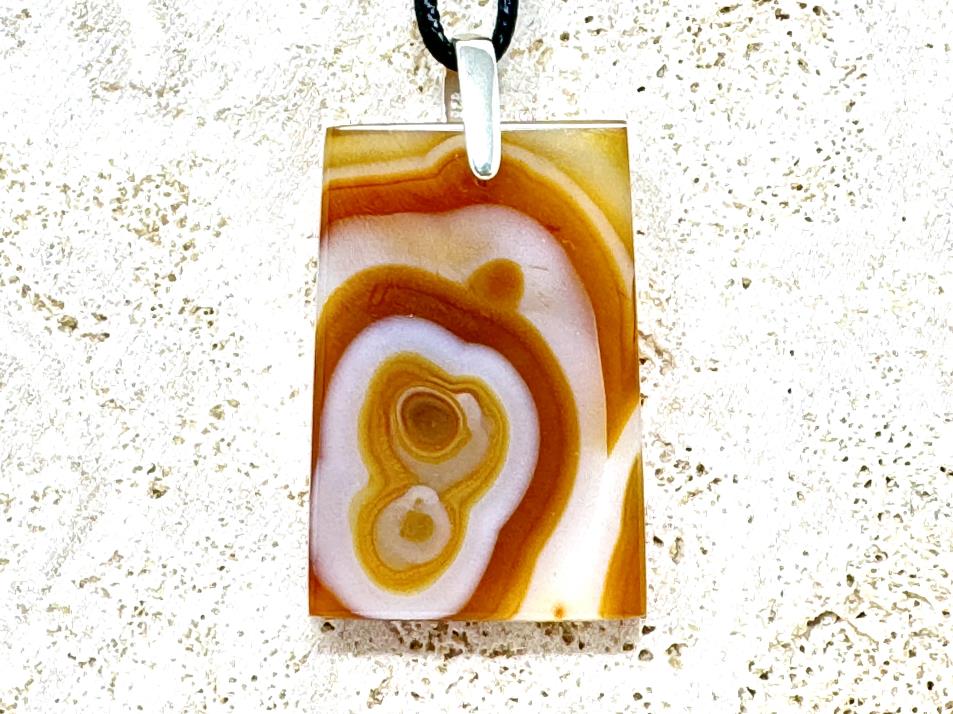 Banded Carnelian Pendant Ingot 4cm