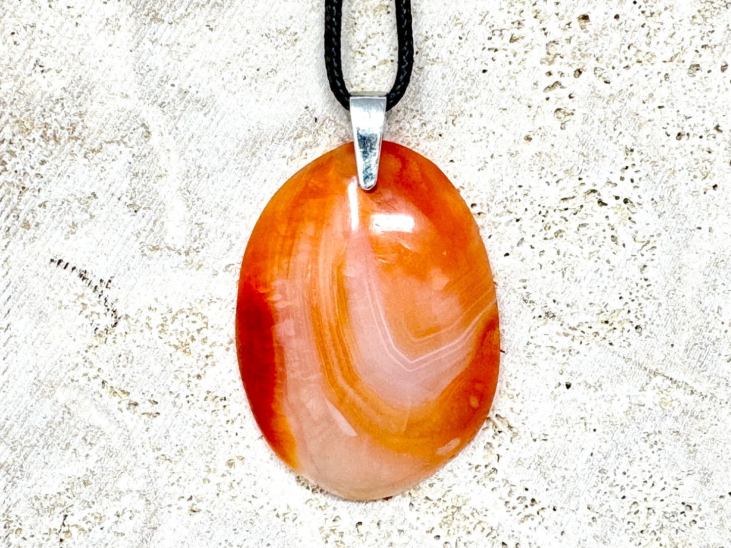 Carnelian Pendant Oval 4.6cm