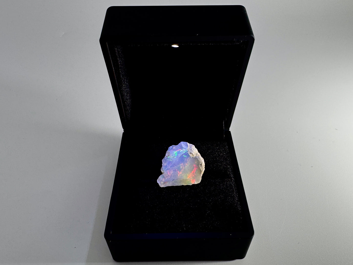 Ethiopian Crystal Opal Stone: Welo Opal Gemstone Natural Crystal 2.92 Grams