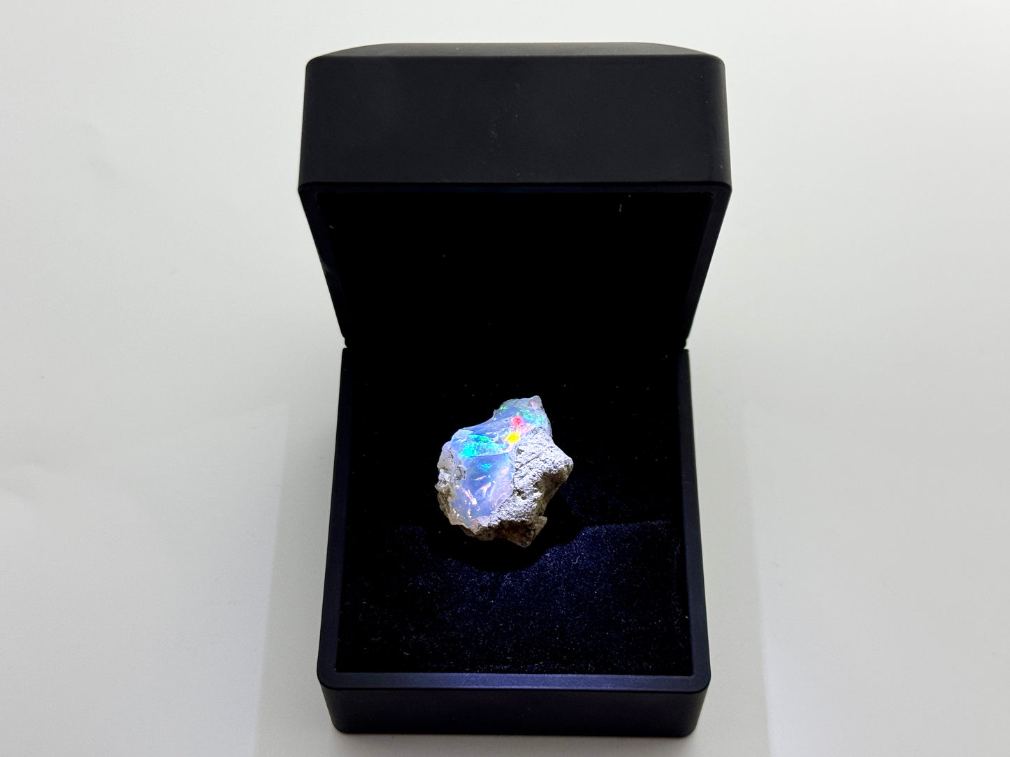 Ethiopian Crystal Opal Stone: Welo Opal Gemstone Natural Crystal 5.33 Grams