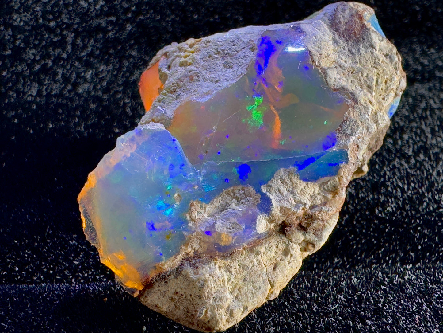 Ethiopian Crystal Opal Stone: Welo Opal Gemstone Natural Crystal 4.19 Grams