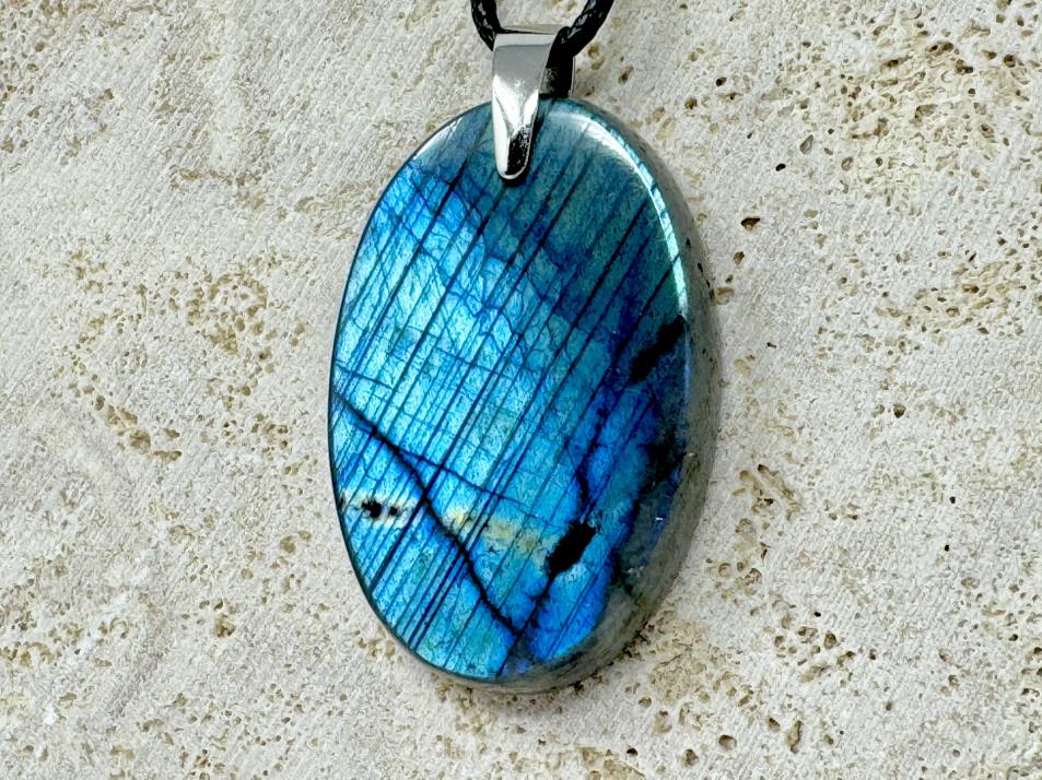 Labradorite Pendant Oval 4.2cm