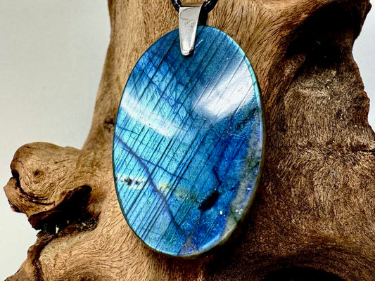 Labradorite Pendant Oval 4.2cm