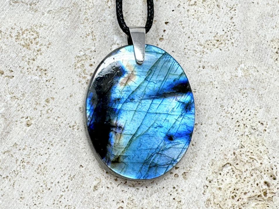 Labradorite Pendant Oval 3.7cm