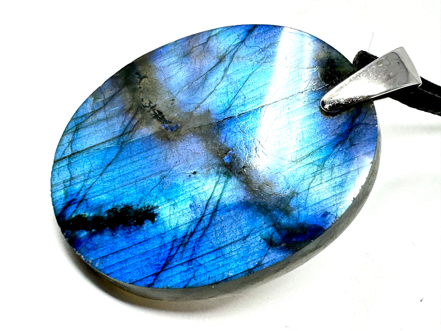 Labradorite Pendant Oval 3.7cm