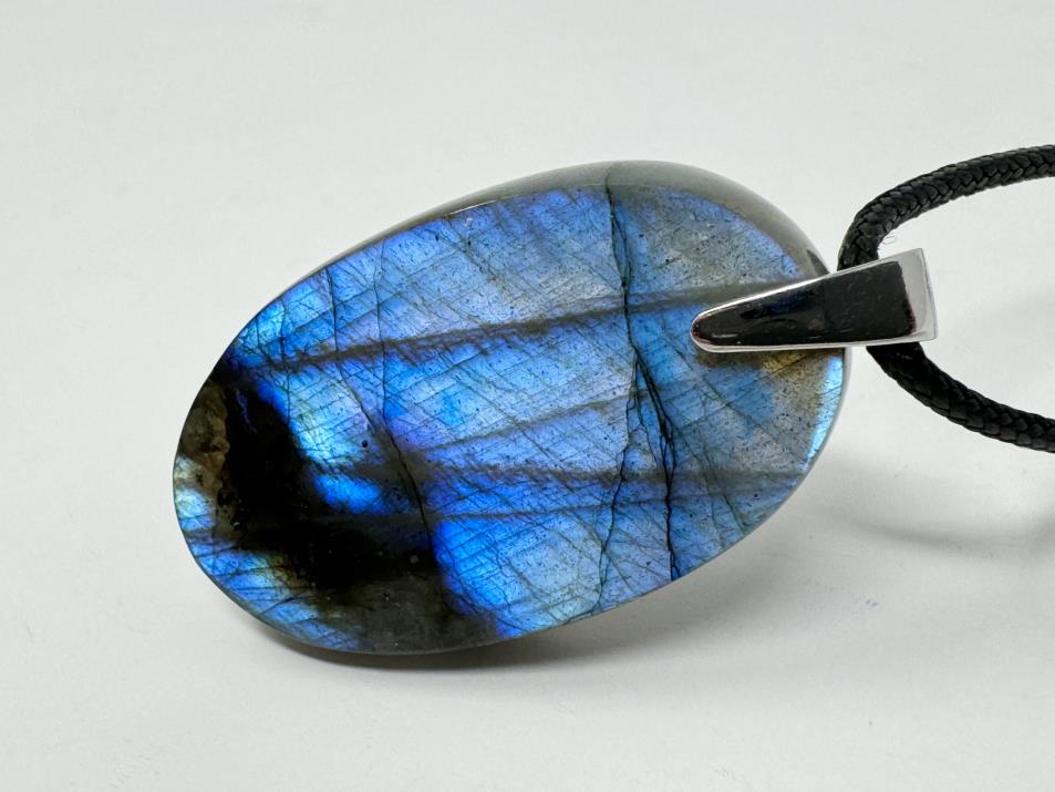 Labradorite Pendant Oval 4.1cm