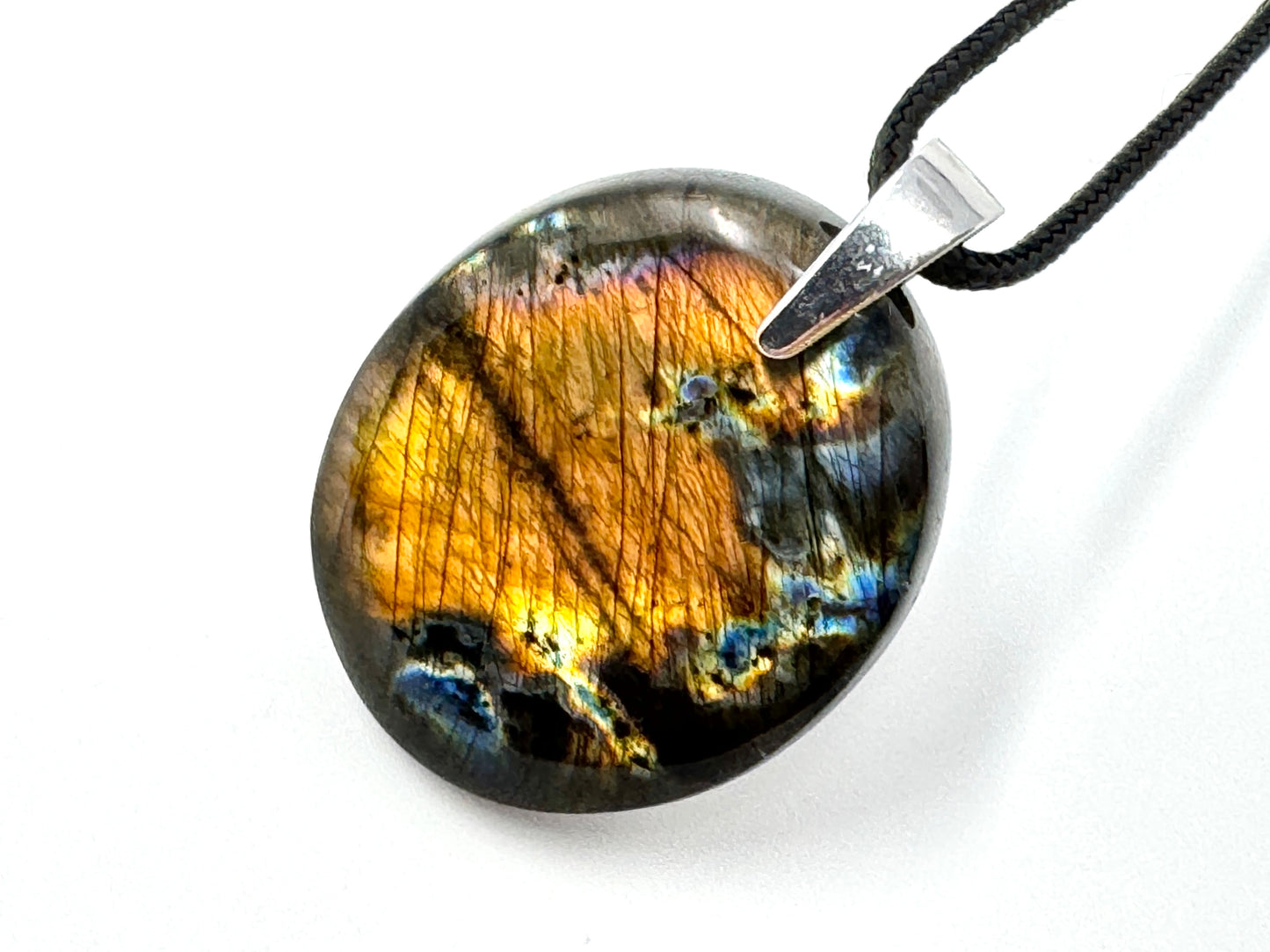 Labradorite Pendant Oval 3.8cm