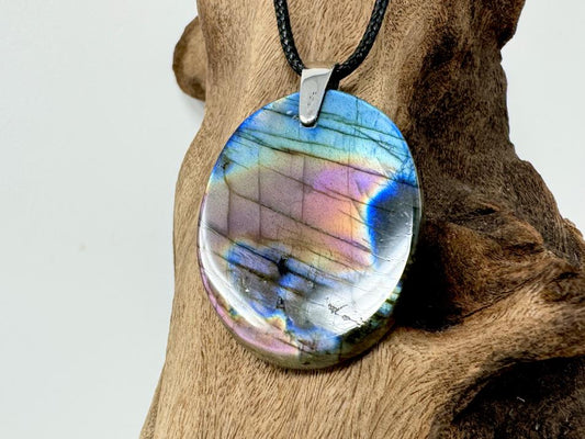 Labradorite Pendant Oval 3.6cm