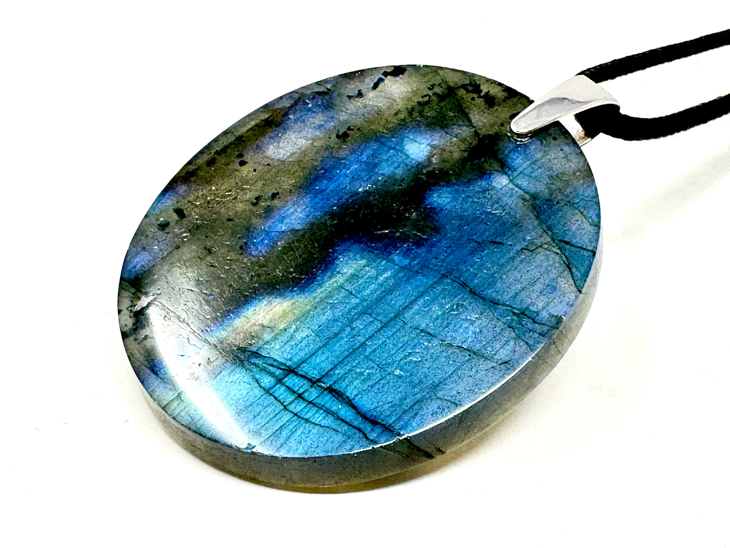 Labradorite Pendant Oval Large 4.6cm