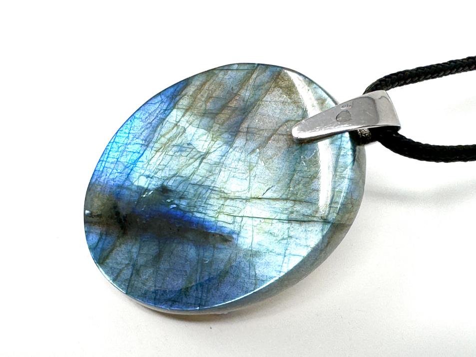 Labradorite Pendant Oval 3.7cm