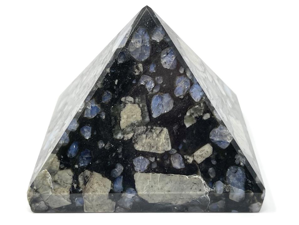 Que Sera Stone Pyramid 5.9cm