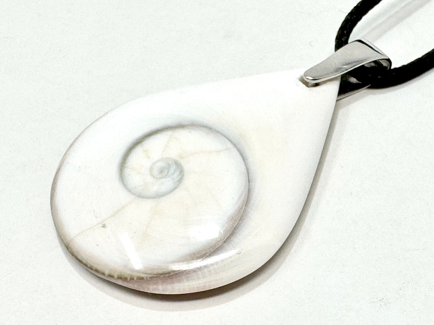 Shiva Shell Pendant Teardrop Shape 4.1cm