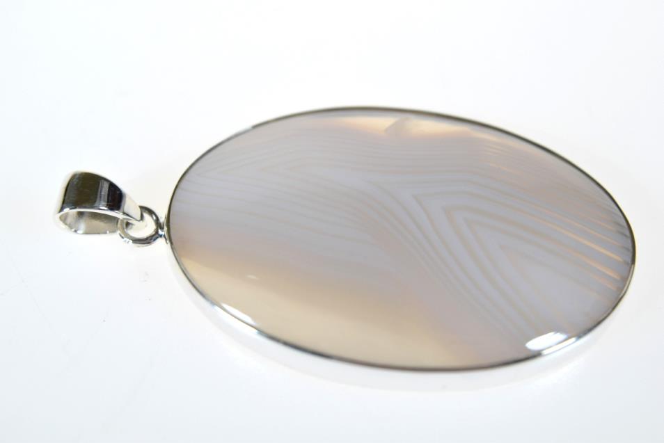 Agate Pendant Bezel Set in Silver Oval 4.3cm